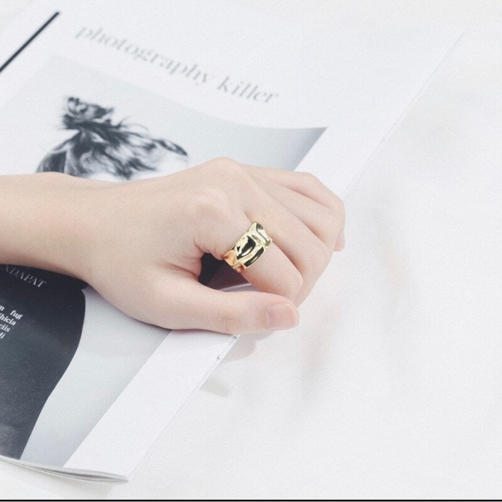 Hammered 18K Gold Vermeil Ring - Bruna the label